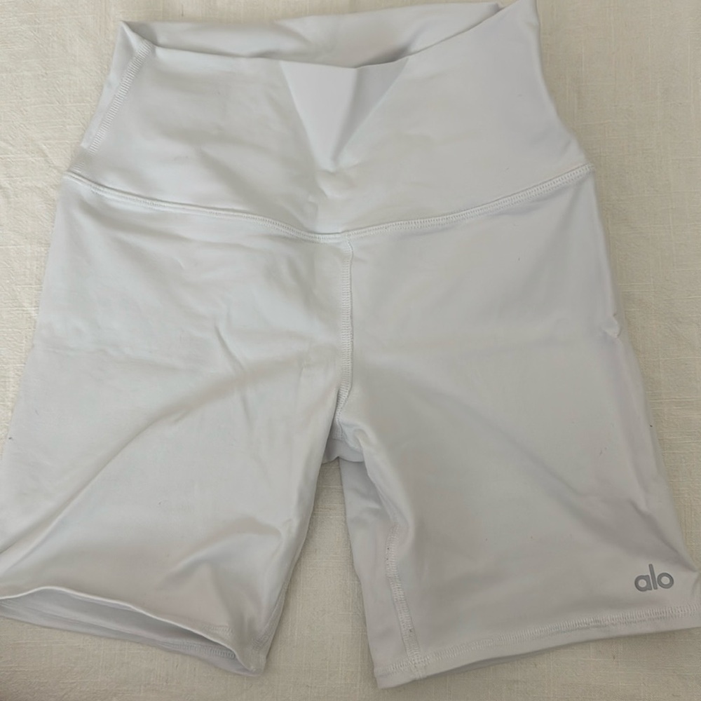 all, size small (4-6), yoga airbrush  5” shorts